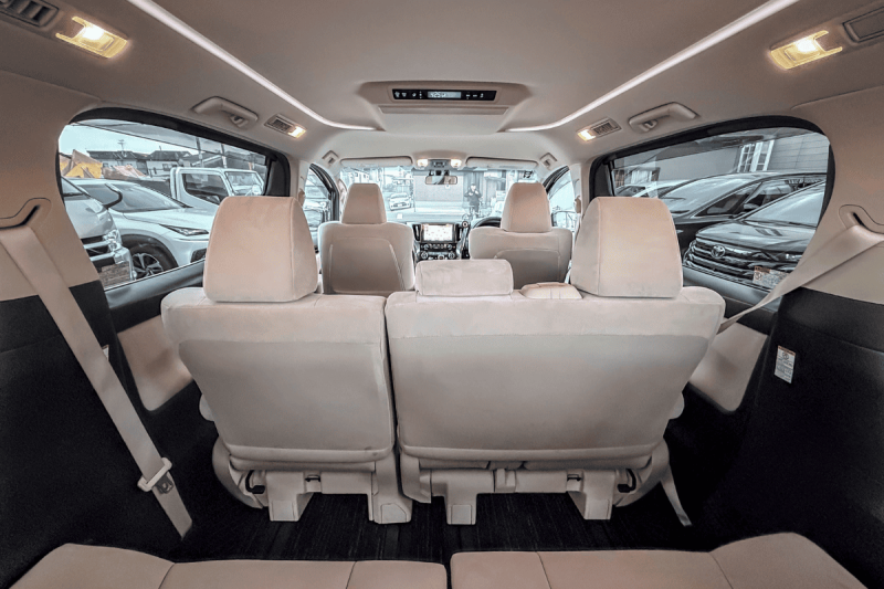 Luxury 8-Seater
